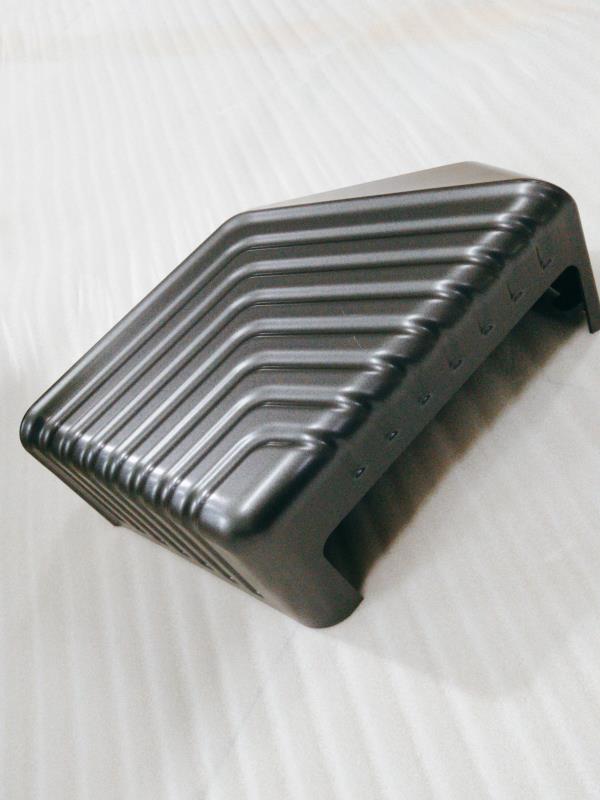 厚片吸塑物流機(jī)器人外殼